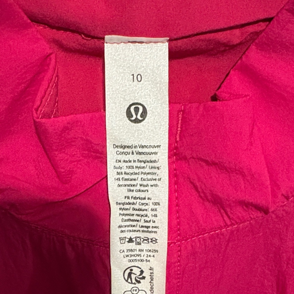 lululemon License to Train Lightweight Jacket - Picture 3 of 5